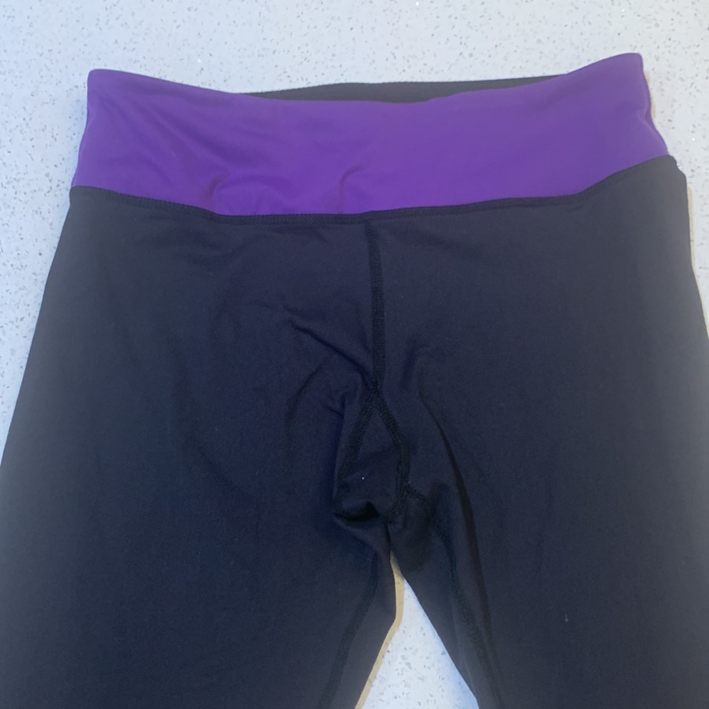 Lululemon leggings black/purple waistband size 8 - Picture 2 of 6